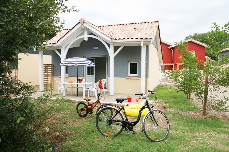 Residence Nemea Les Rives De Saint Brice Ares Ngoại thất bức ảnh